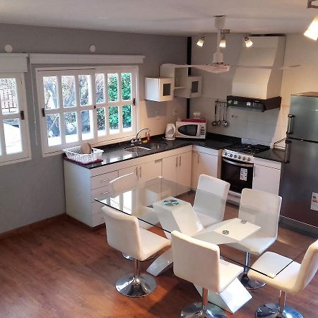"Casa Amalia Apartamentos" Plaza Italia Y Av Aristides A 50Mts, Lugar Con Jardin Mendoza Bagian luar foto