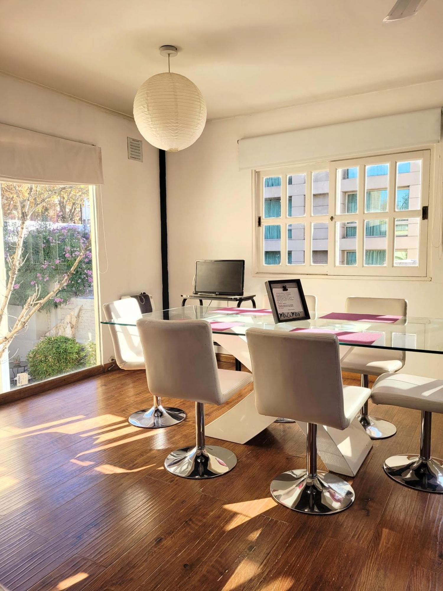 "Casa Amalia Apartamentos" Plaza Italia Y Av Aristides A 50Mts, Lugar Con Jardin Mendoza Bagian luar foto