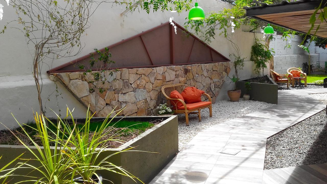 "Casa Amalia Apartamentos" Plaza Italia Y Av Aristides A 50Mts, Lugar Con Jardin Mendoza Bagian luar foto