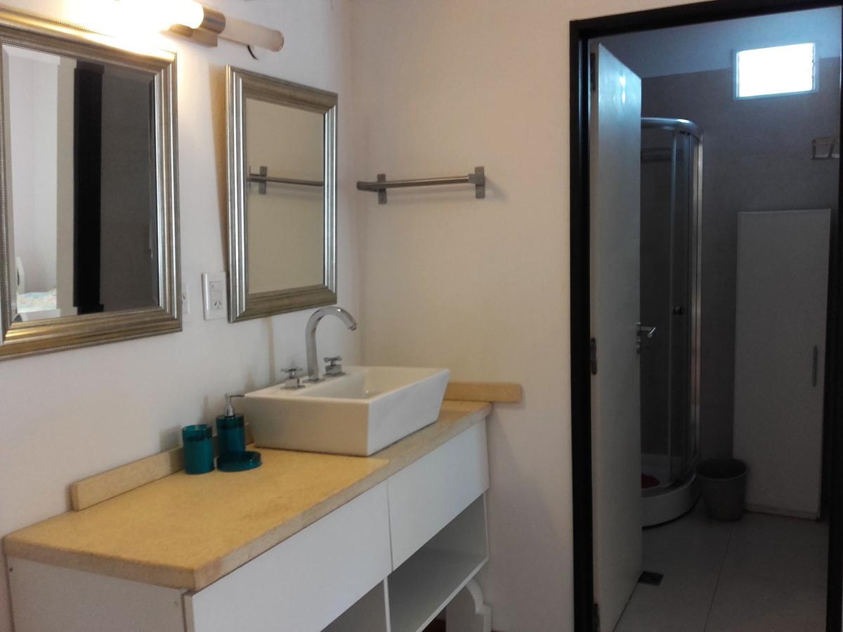 "Casa Amalia Apartamentos" Plaza Italia Y Av Aristides A 50Mts, Lugar Con Jardin Mendoza Bagian luar foto