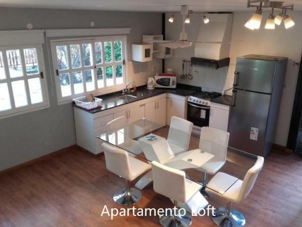 "Casa Amalia Apartamentos" Plaza Italia Y Av Aristides A 50Mts, Lugar Con Jardin Mendoza Bagian luar foto